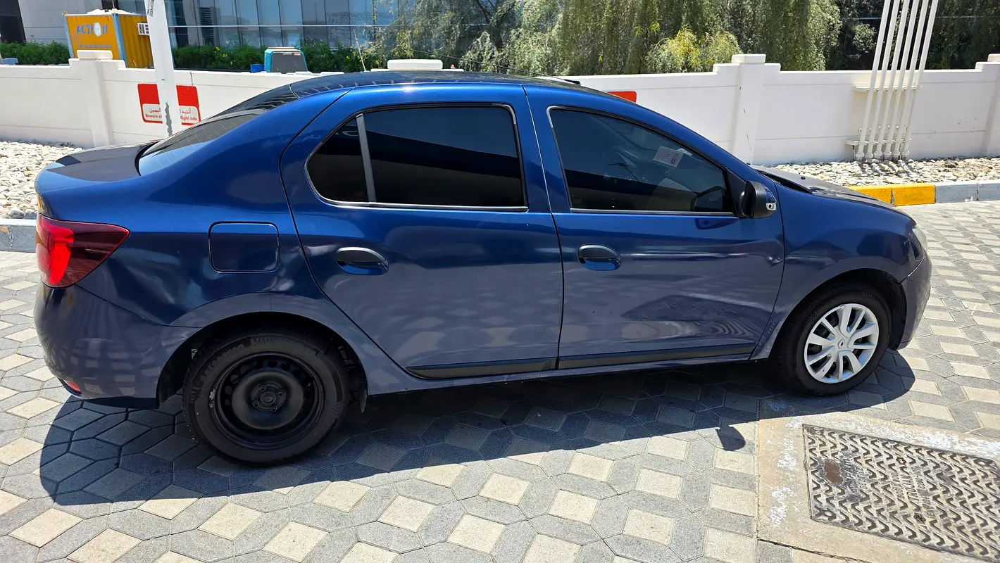 Renault Symbol 2020 — photo 1 of 5