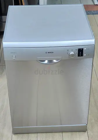 Bosch freestanding stainless steel dishwasher - good condition