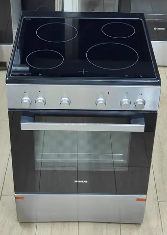 Siemens 4 Hobs Electric cooker 60by60 cm