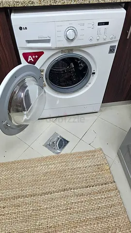 Fixed Price - LG 7KG Clothes Washing Machine - Excellent condition