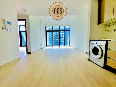 Pool view •• chiller free •• ready to move •• spacious layout •• luxurious & lavish 1 bedroom