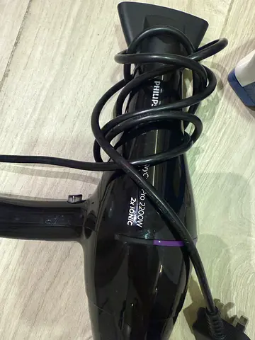 Hair dryer