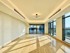 PRIVATE TERRACE | PRIVATE JACUZZI + 4 BEDROOMS