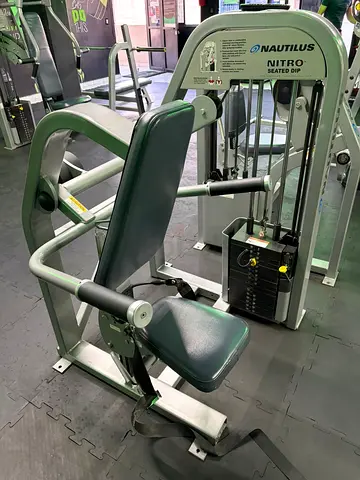 Nautilus Nitro Seated Dip Machine - Commercial Gym Equipment