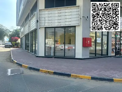 محل تجاري للإيجار السنوي في الراشدية 1 عجمان | أول ساكن وكورنر بموقع حيوي