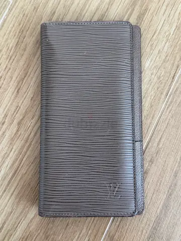 Louis Vuitton Brazza Taupe Epi Leather Long Wallet