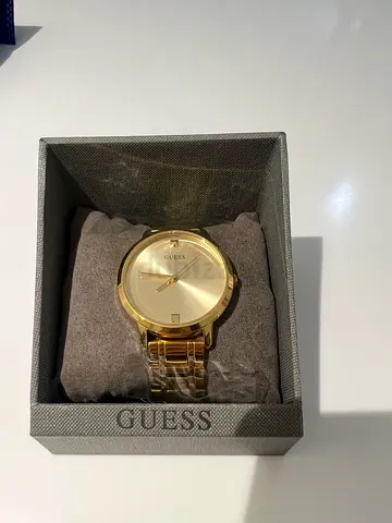 Watch for sale (GUESS) BRAND NEW