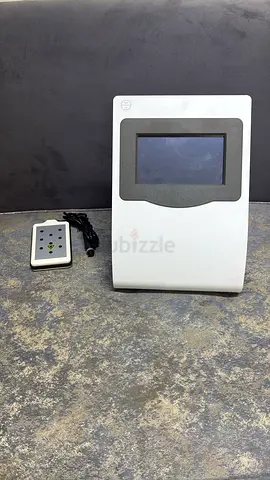 Portable Medical/Diagnostic Monitor with Remote - Working Condition