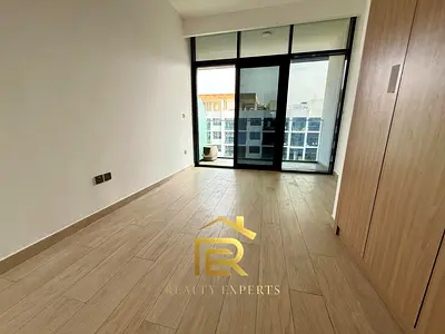 EXQUISITE STUDIO | MULTIPLE UNITS | CHILLER FREE!!