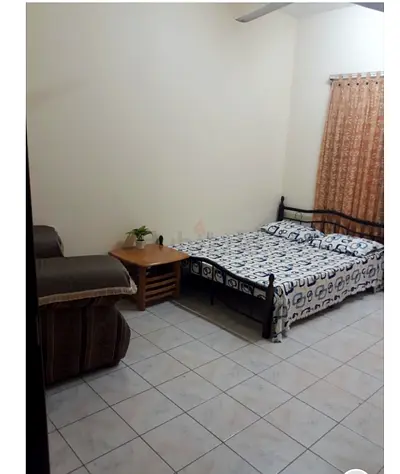 Room available for Executive Bachelor