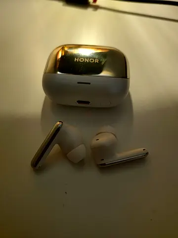 Honor buds