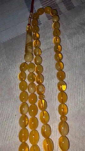 مسباح من الكهرمان الطبيعي الحر قديم ٥٩ جرام