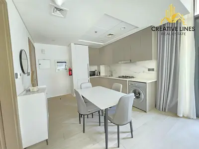 Smart & Cozy 1BR | Fully Furnished | Multiple views|