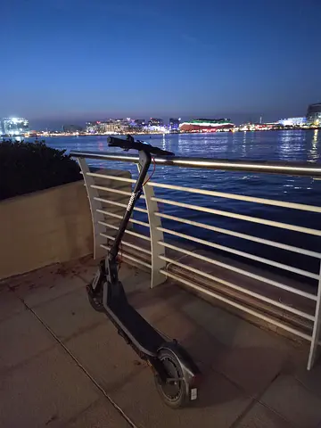 Segway Ninebot E3 (3 weeks old)