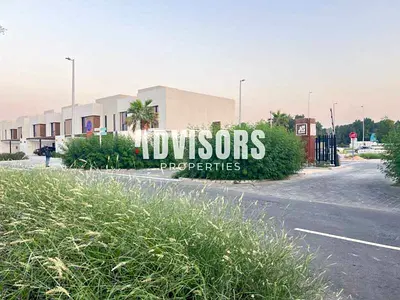TH Double Row || Near the facilities ||