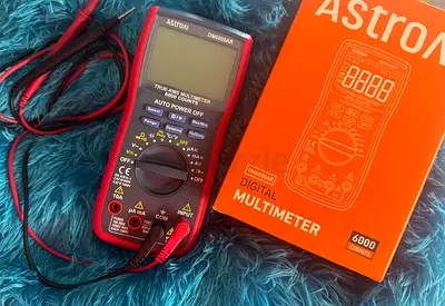 Astrol DM6000AR Digital Multimeter with Leads and Box
