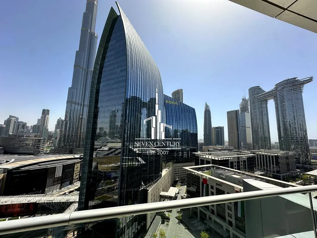 Hotel-Style | Fully Furnished | Bathtub with Skyline View