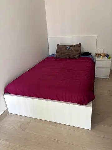 Single bed