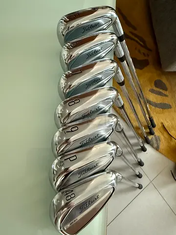 Titleist T200 iron set
