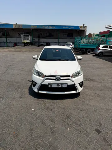 Toyota Yaris SE+ 2017 - GCC Specs - Reliable and Fuel Efficient