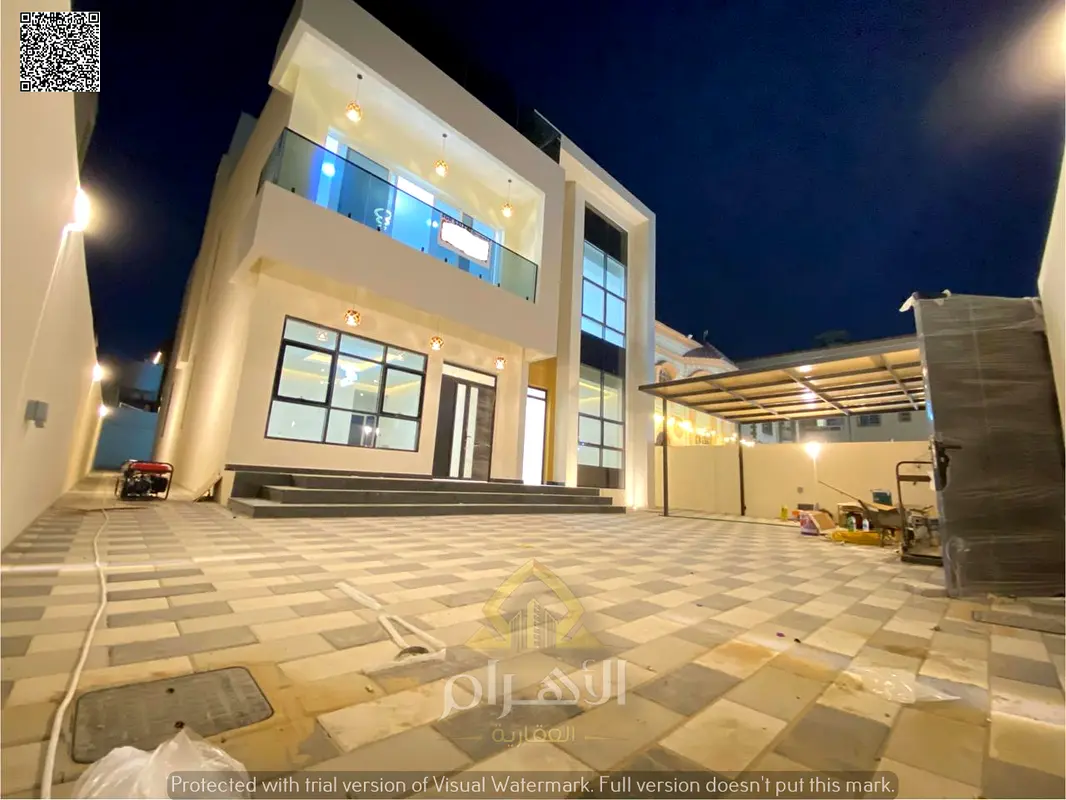 فيلا سكنى تجارى طابقين ورووف على الشارع الرئيسى ارتداد امامى 20 مترا بسعر مميز و تملك حر لجميع الجنسيات