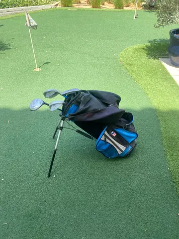 Kids golf clubs kit brand USKG SIZE 45 right hand for age 6 years old