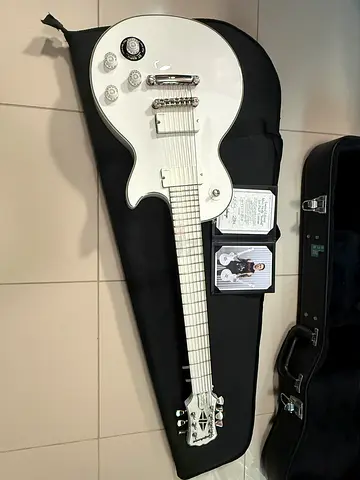 ESP ltd EC1000 Matt Heafey Epiphone Snofall 7 Strings