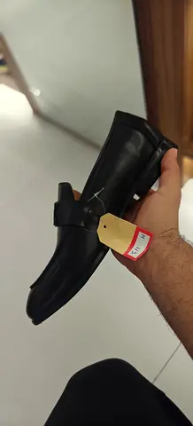 Shoe