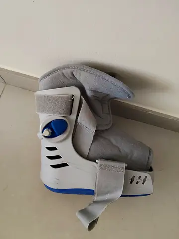 Medical boot for kids