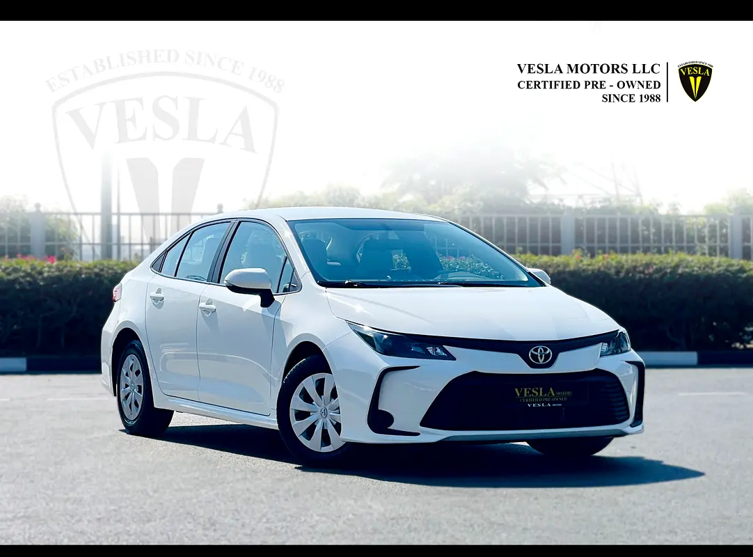 Toyota Corolla 2023 — photo 1 of 20