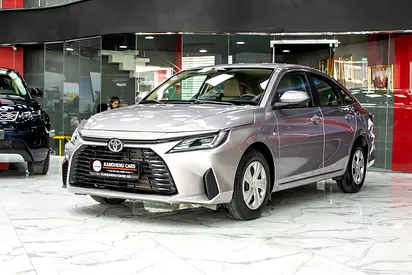 Toyota Yaris 1.5 E | AED610 P/M | Carplay | GCC | Camera