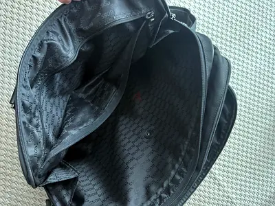 Hugo Boss black shoulder bag / work bag - good condition
