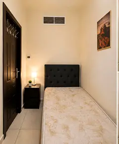 Amazing Soundproof Partition with window, Smart tv in Silcon near to souq extra