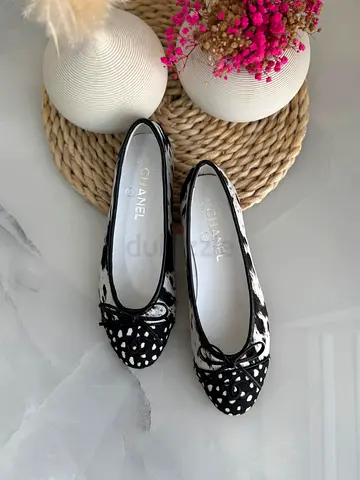 CHANEL WOMEN SHOES
