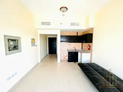 SLEEK & MODERN | PRIME LOCATION | MOVE-IN READY
