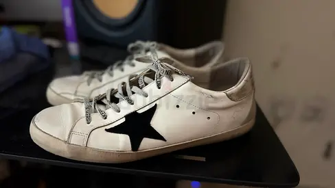 Golden Goose Superstar size44