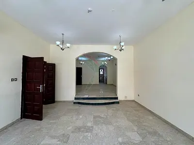 Spacious 5BHK Private Garage Balcony Pantry Mosque
