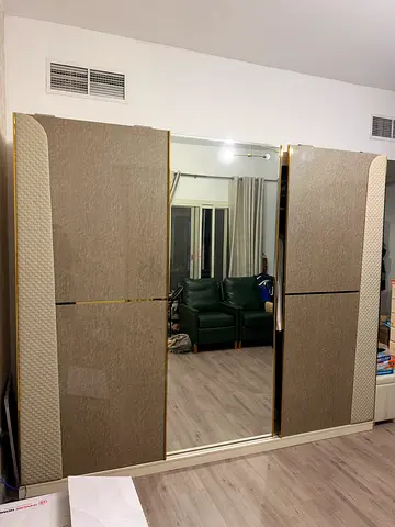 Almirah for sale