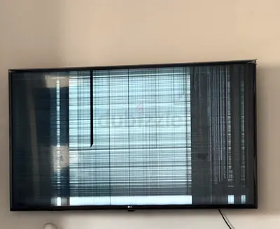 LG 48inch TV broken screen for urgent sale