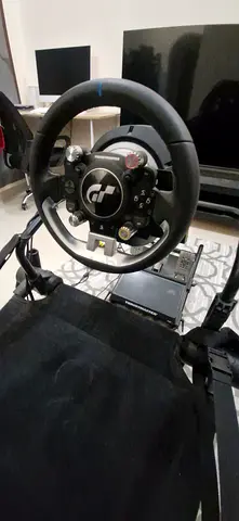 Thrustmaster tgt-11 Driving Wheel and Pedals with Wheel Stand (Good Working Condition) and rig