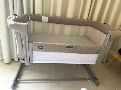 Chicco Next2Me Bedside Bassinet - Excellent Condition