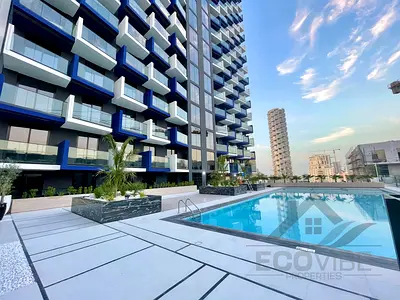 Binghtti Crest 2BHK for rent//High floor// Community and Pool View
