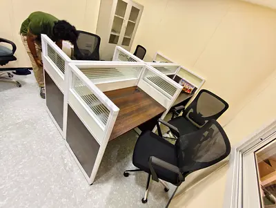 Brand New 4-Seat Office Workstation Cubicle For Sale
