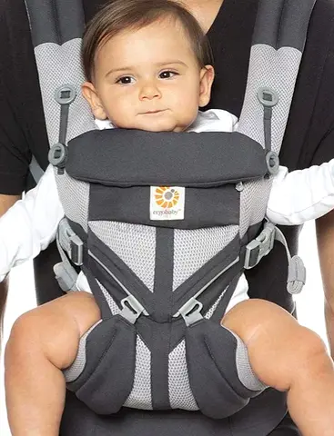 Ergobaby omni 360 cool Air ( with newborn insert
