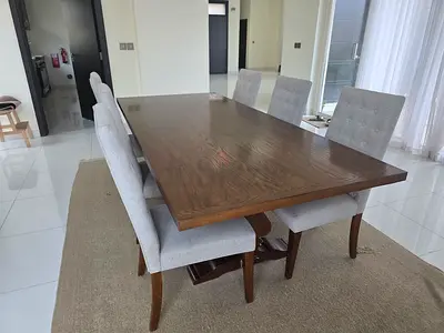 Dinning room table and chairs