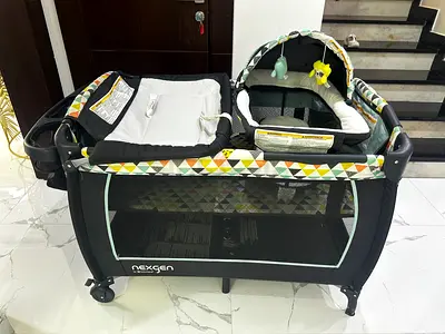 Nexgen Portable Baby Playpen/Crib with Bassinet and Changing Station - Good Condition