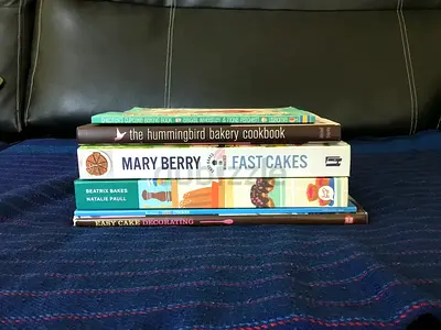 6 BAKING COOKBOOKS