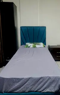 Bed Space available to share with Indian Executive in Spain cluster
