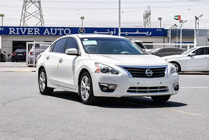 Well Maintained Nissan Altima 2015 SL - Korean Specs
