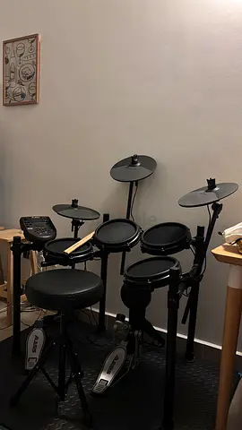 Alesis Nitro Mesh Drum Kit
